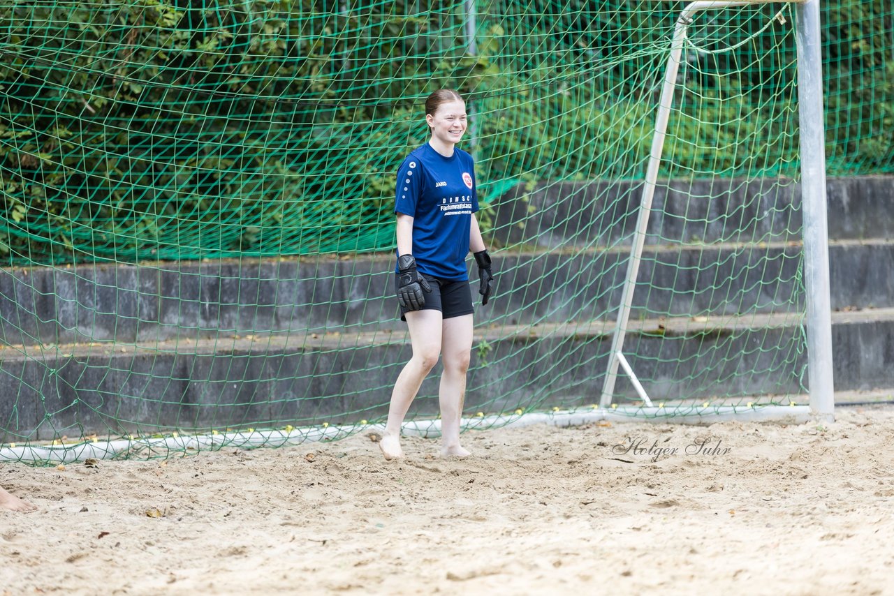 Bild 69 - wBJ/wCJ Beachsoccer Cup